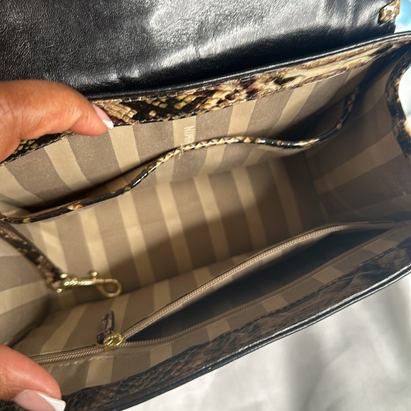 Brahmin mini Francine travertine ballington shoulder bag. - Picture 6 of 9